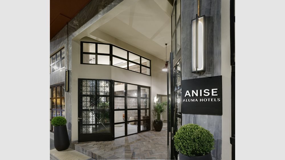 Στο brand Curio Collection by Hilton το νέο ξενοδοχείο στην οδό Σωκράτους
