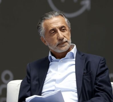 Χατζημηνάς - THEON