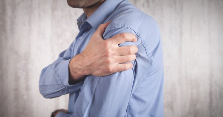 sudden shoulder pain